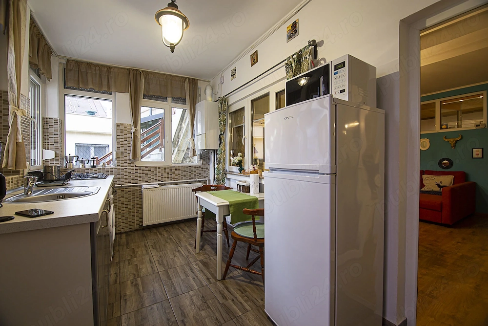 2 camere, parter casa, Sinaia, vanzare sau schimb