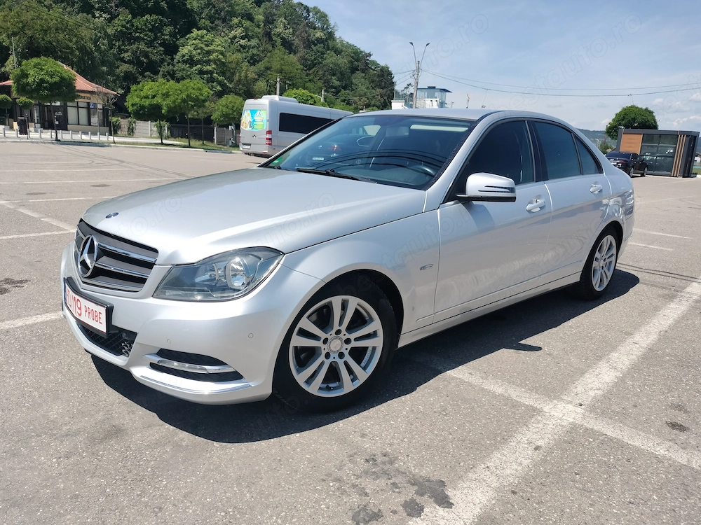 Mercedes C 180 Avangarde 6+1 viteze Euro 5 Navigatie