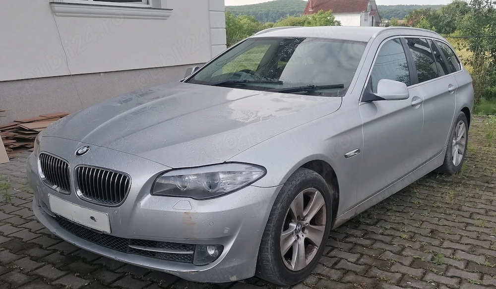 Dezmembrez BMW Seria 5 F11 2.0 d 2011