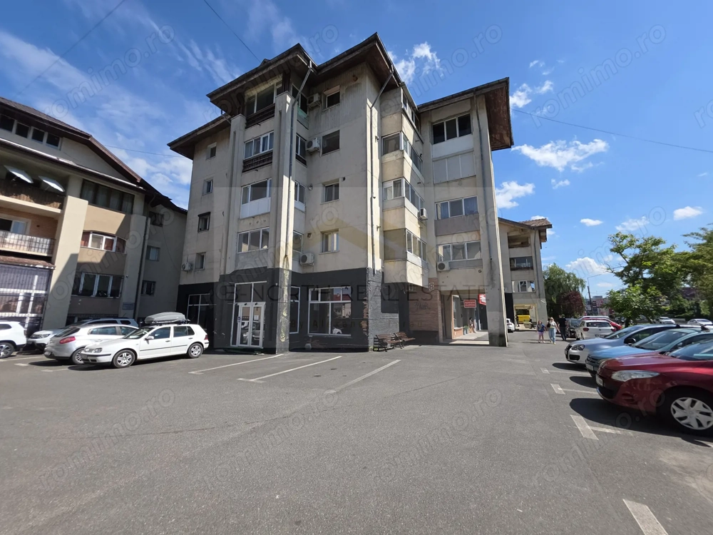 Spațiu comercial 110 mp, parter, vitrină, vizibilitate DN1, Otopeni