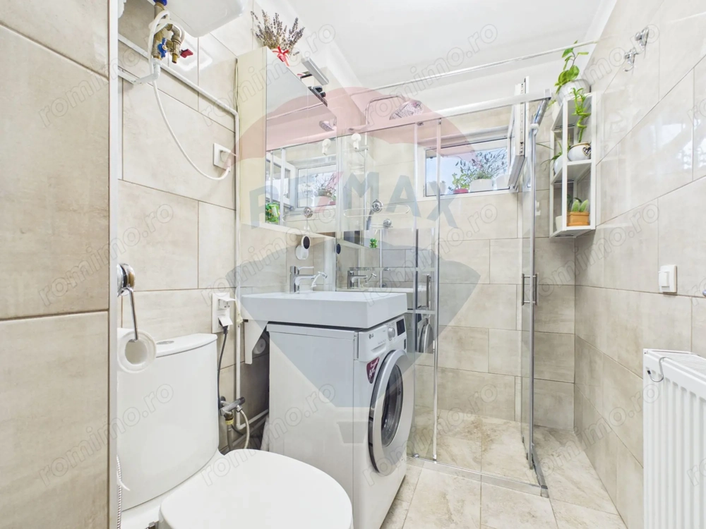 Apartament cu 2 camere de vânzare în zona Titan