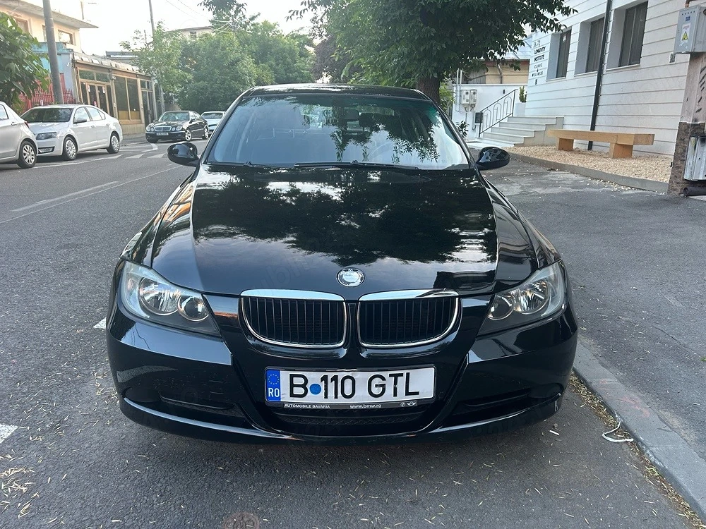 BMW 318 2.0 benzina 89 000 km reali cumparata de la bavaria otopeni de nouă 2006. proprietar.