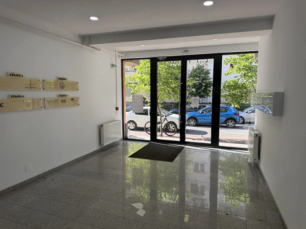 central, 90 mp, clădire birouri 2015, pretabil salon înfrumusețare , cabinet etc, 900 euro