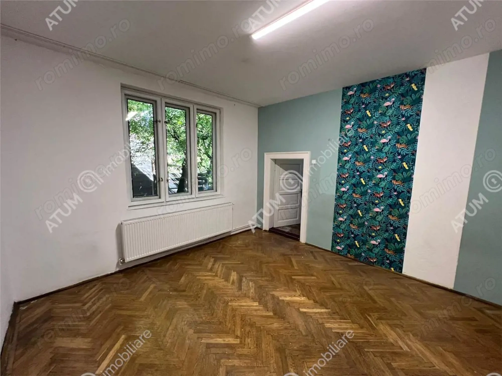 Casa individuala 3 camere garaj si teren 200 mp Calea Dumbravii Sibiu