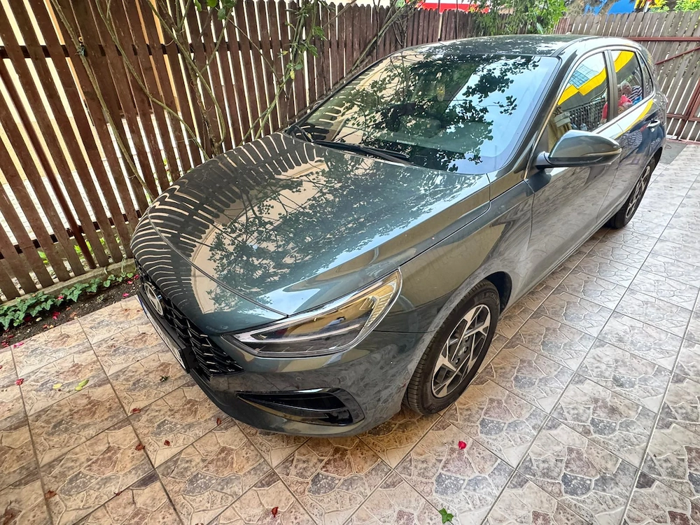 Hyundai i30 1.5 MPI Style - 2  km - Ca noua, in garantie