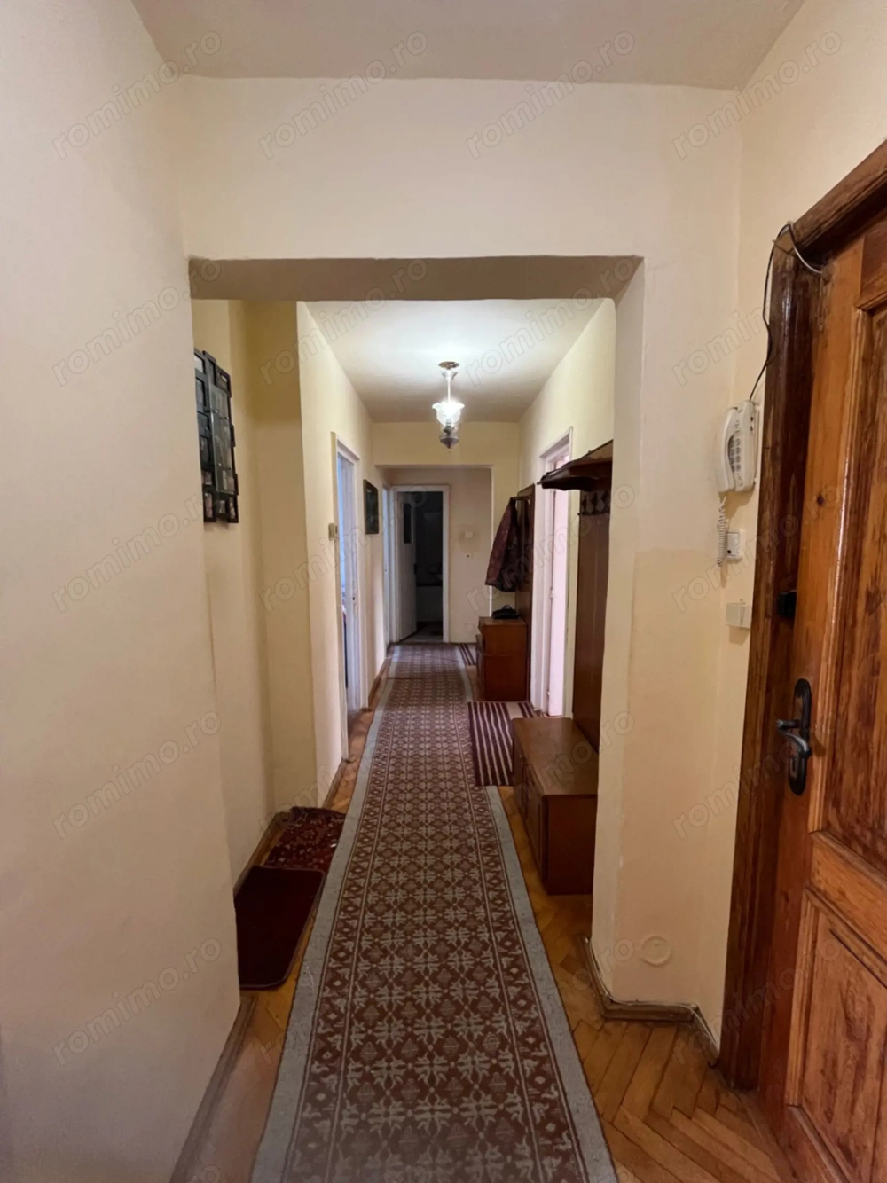 Apartament 4 camere 2 bai Central