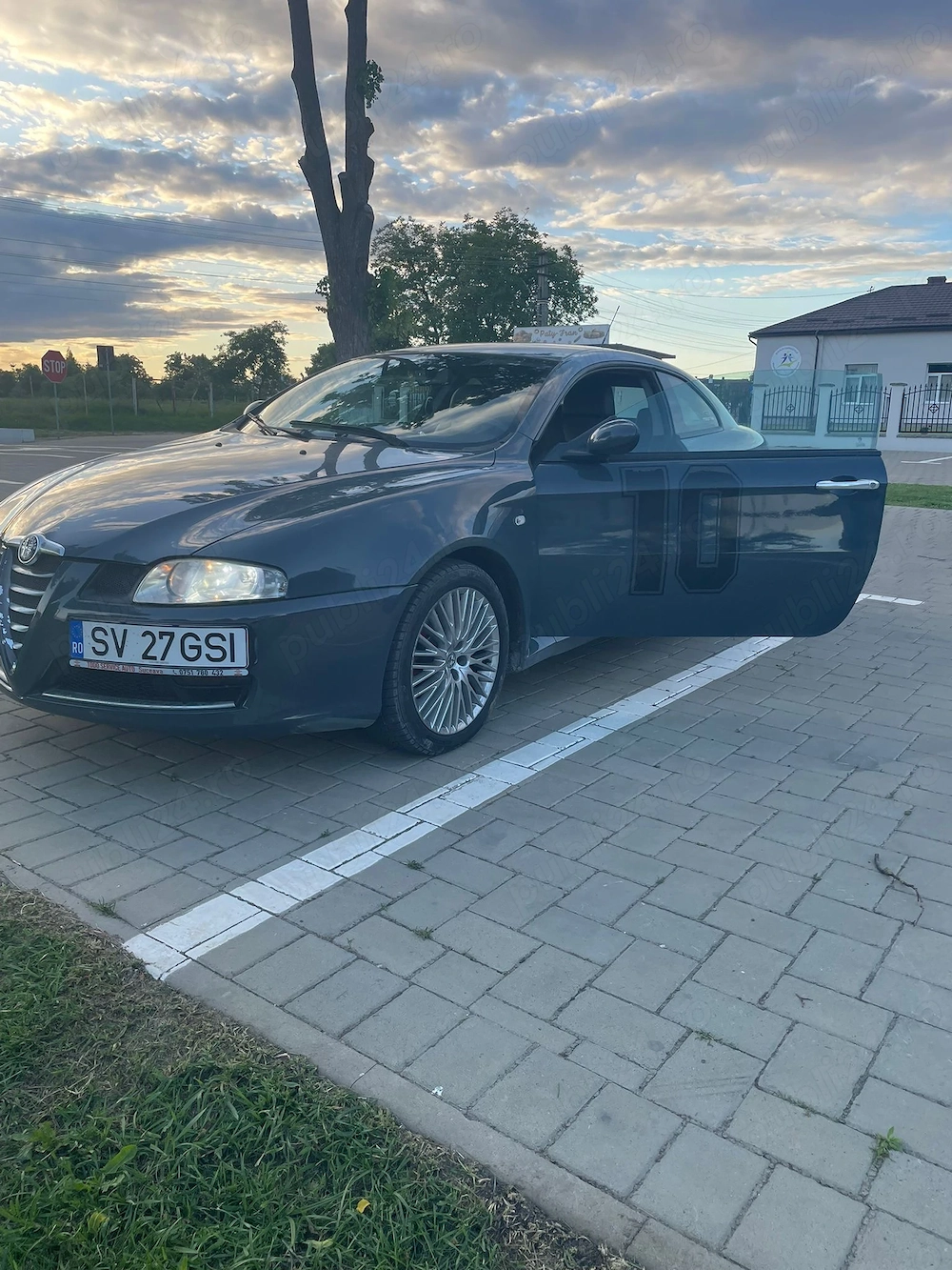Vând Schimb Alfa Romeo GT 2010