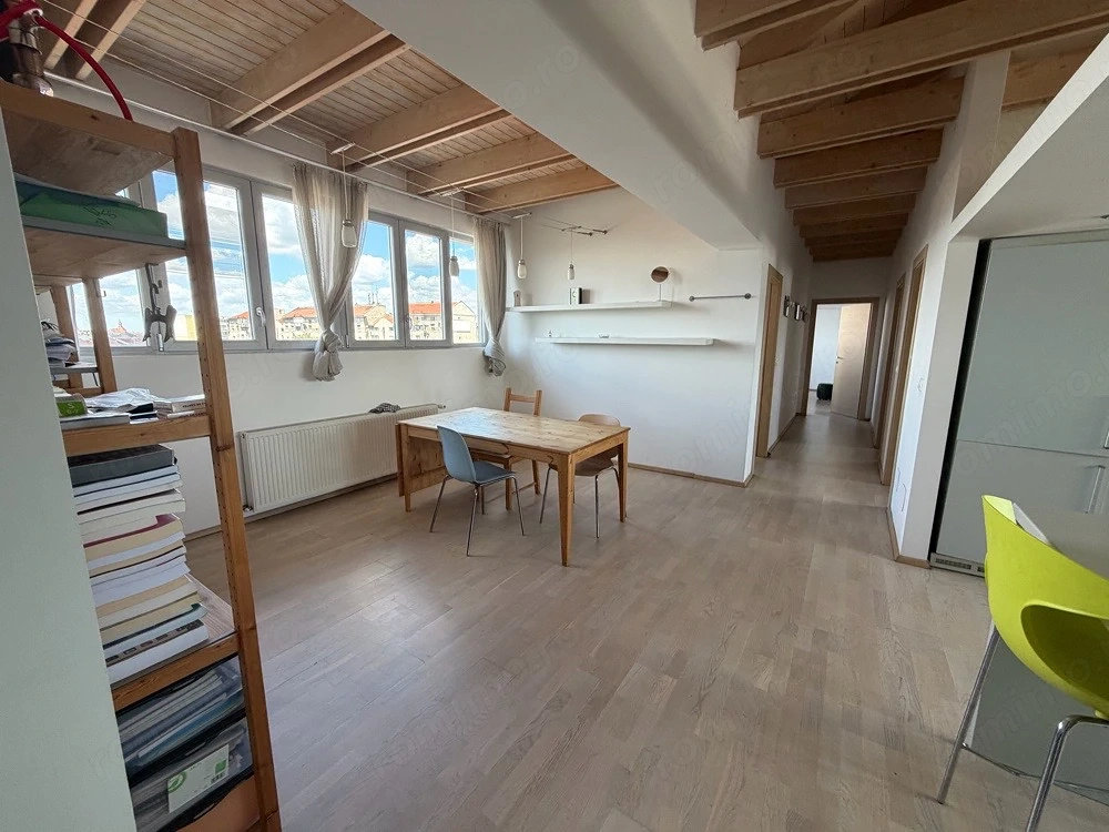 vand apartament 5 camere complex 