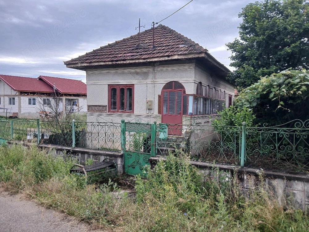 Casa de vanzare