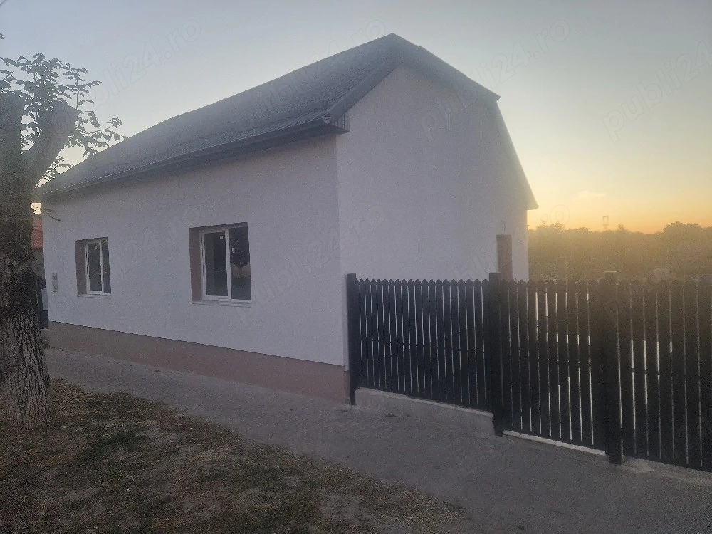Casa de vanzare 8n Utvin !