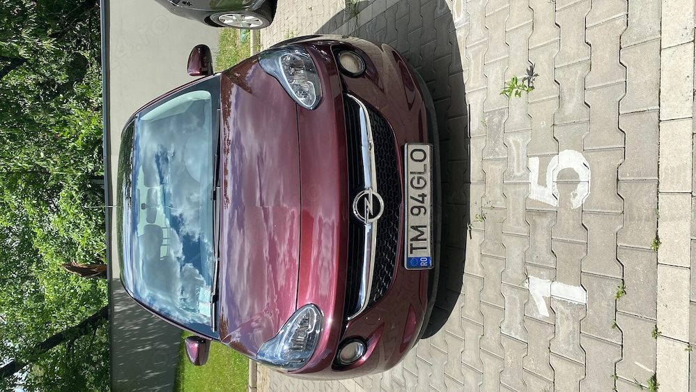 Vind Opel Adam din 2014 . 50000 km