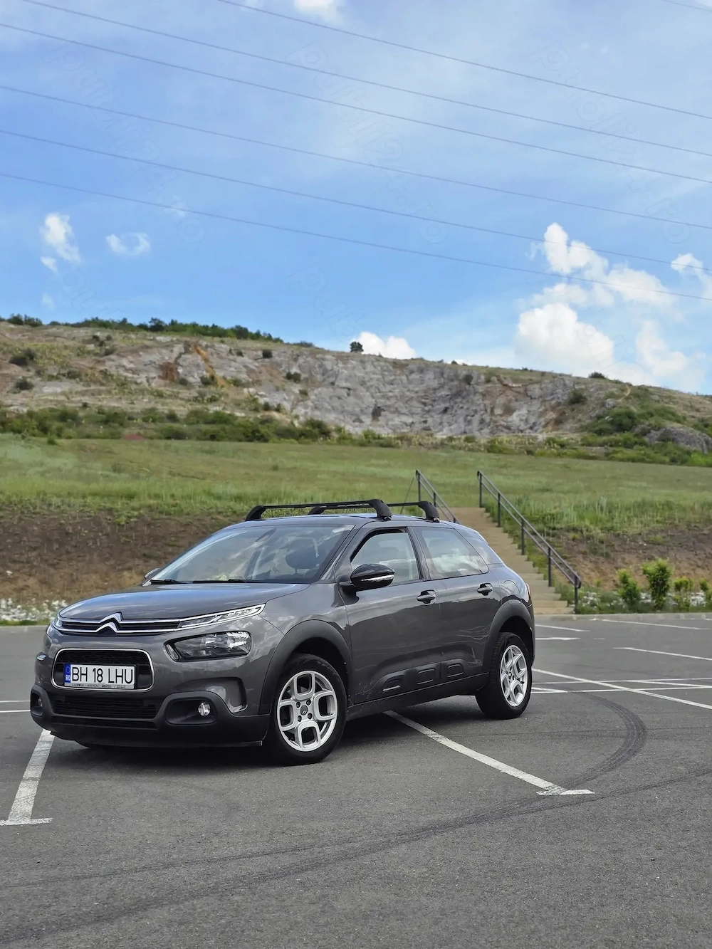 Vând Citroen C4 Cactus