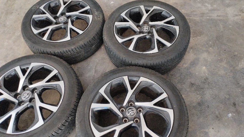 set Jenti aliaj Toyota C-HR