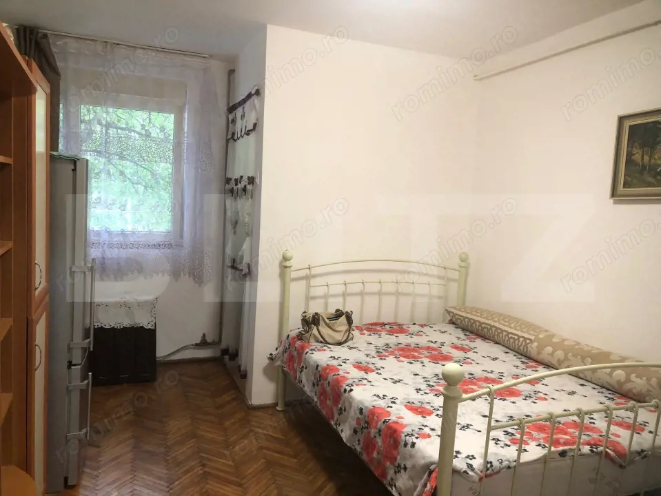 Garsoniera de vanzare, 22 mp, zona Soarelui