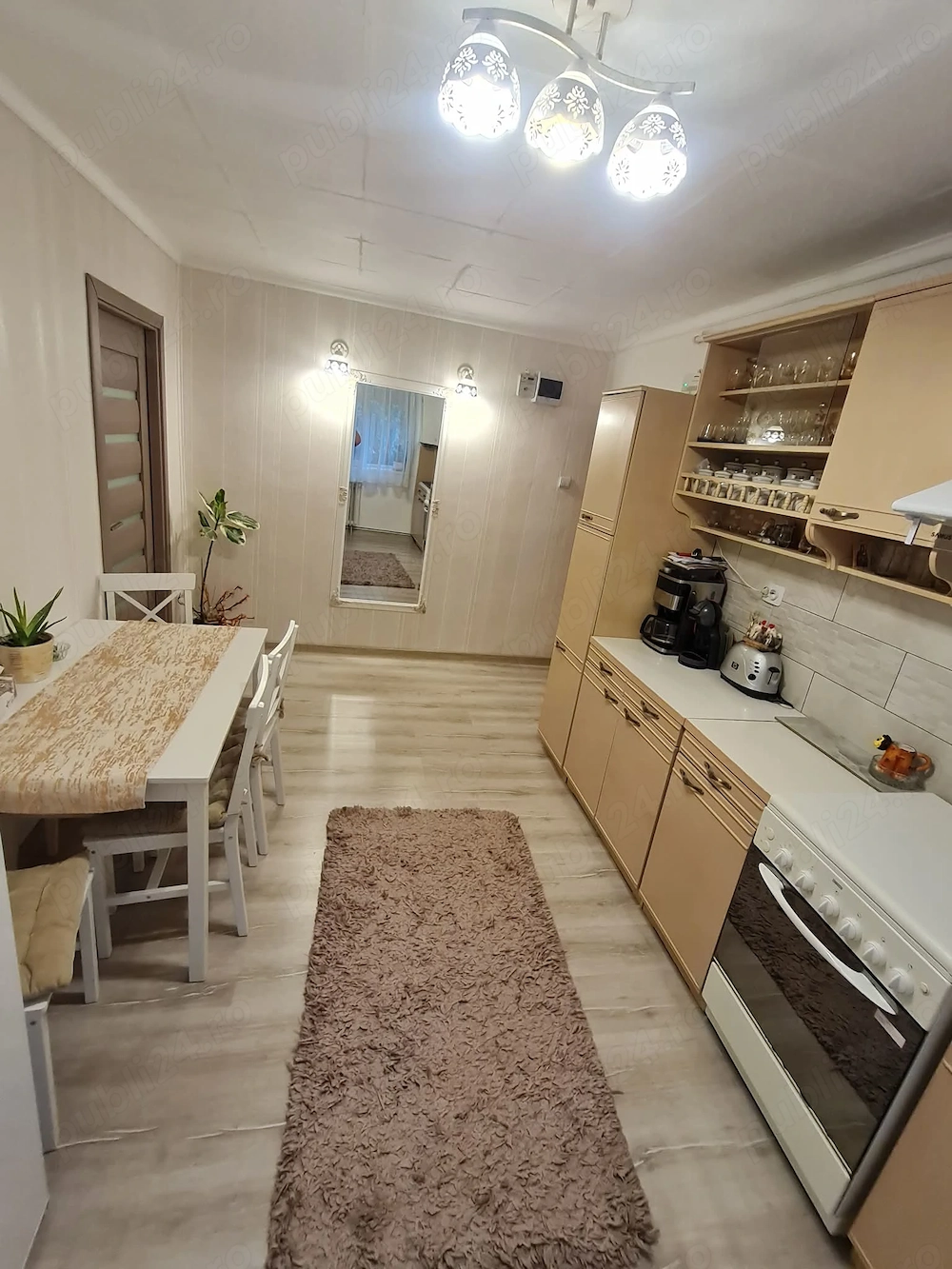 Apartament 3 camere de închiriat Bistrita 