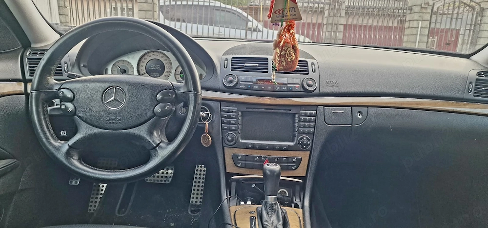 Mercedes E class 320 