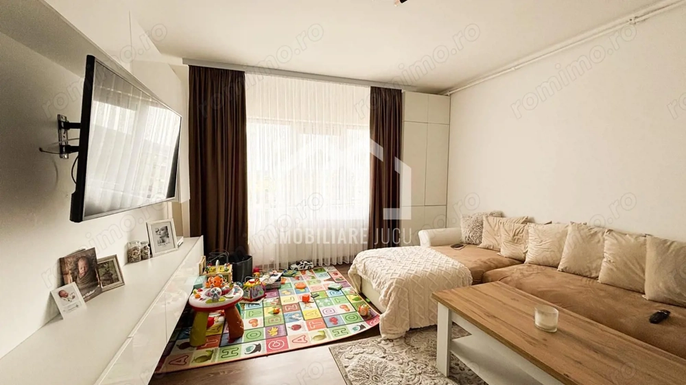 Apartament 3 camere,Balcon,94mp,Parcare,Zona Panemar,Jucu de Mijloc