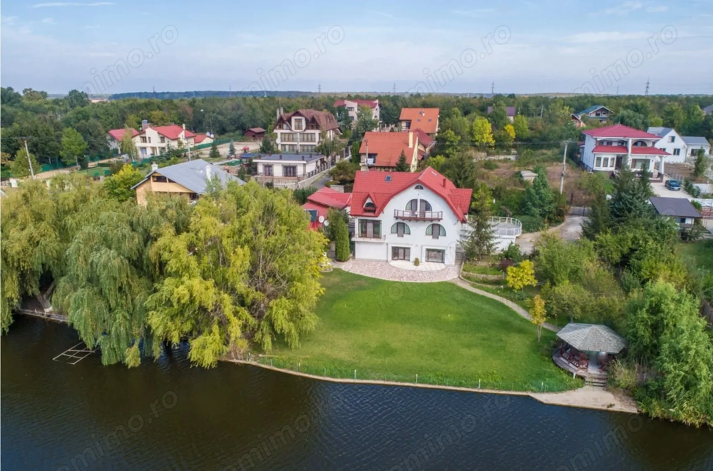 Vila de lux, 427 mp utili și 2313 mp teren, pe malul lacului (Cociova) Balotesti 547000E