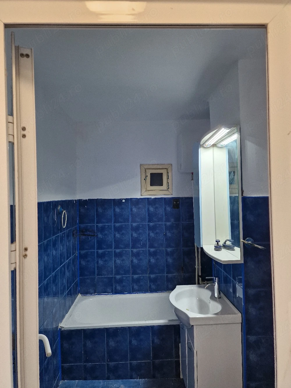 Vanzare apartament 2 camere