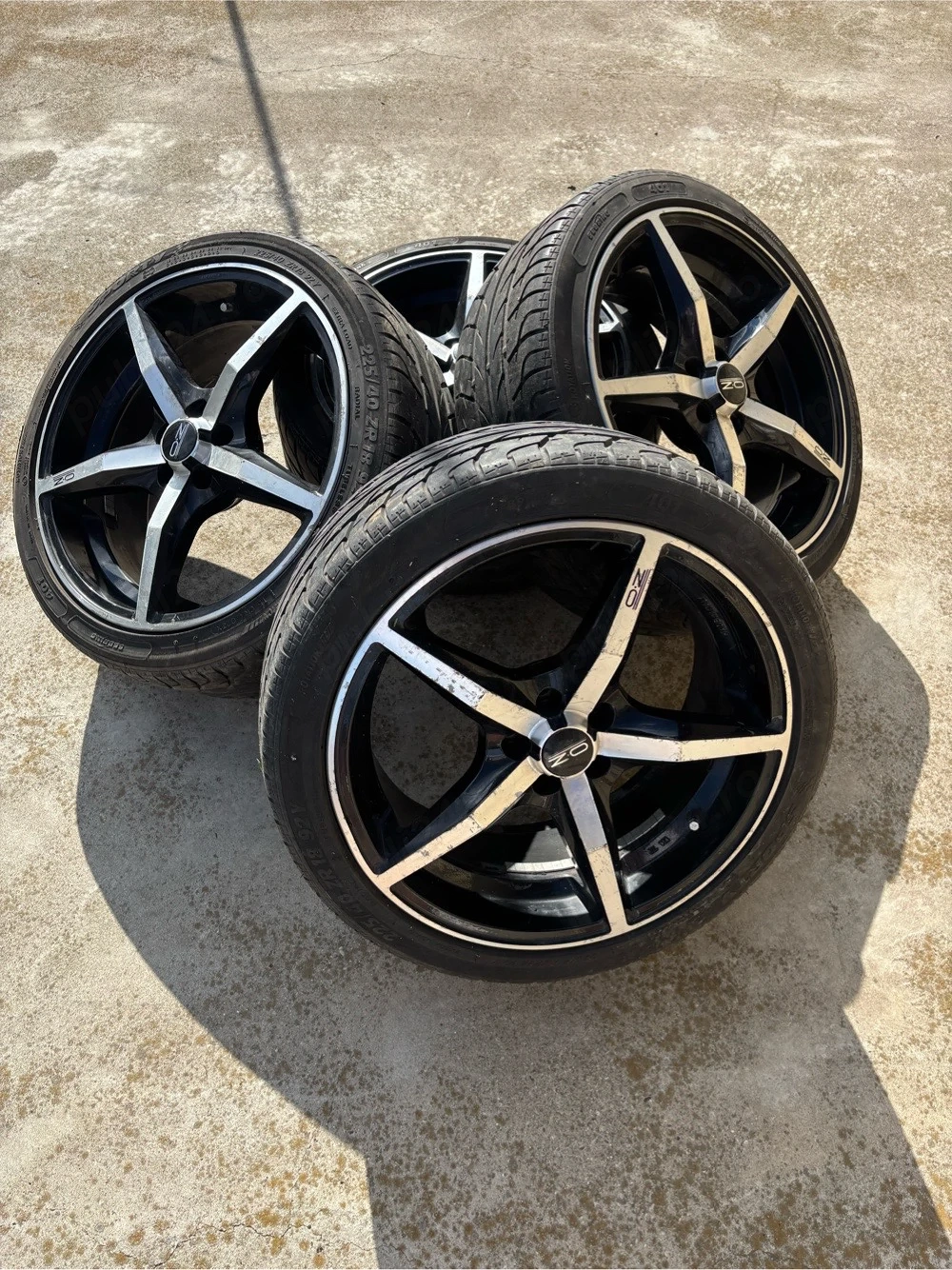 Set Jante Aliaj OZ Racing R18 + anvelope 225/40 ZR18
