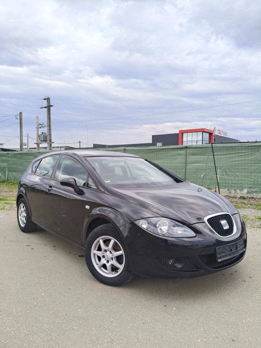 vând Seat Leon Referance Sport Edition 1.6 MPI 102cp an 2009