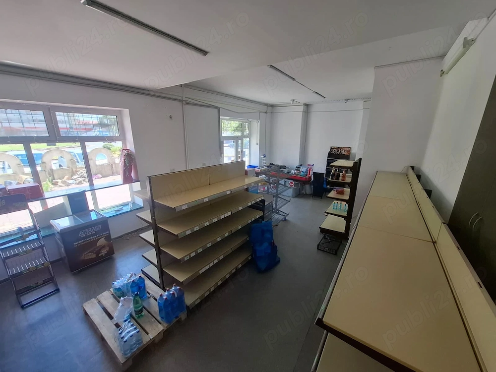 Inchiriez spatiu comercial zona Boul Rosu ID: RH-45178-property