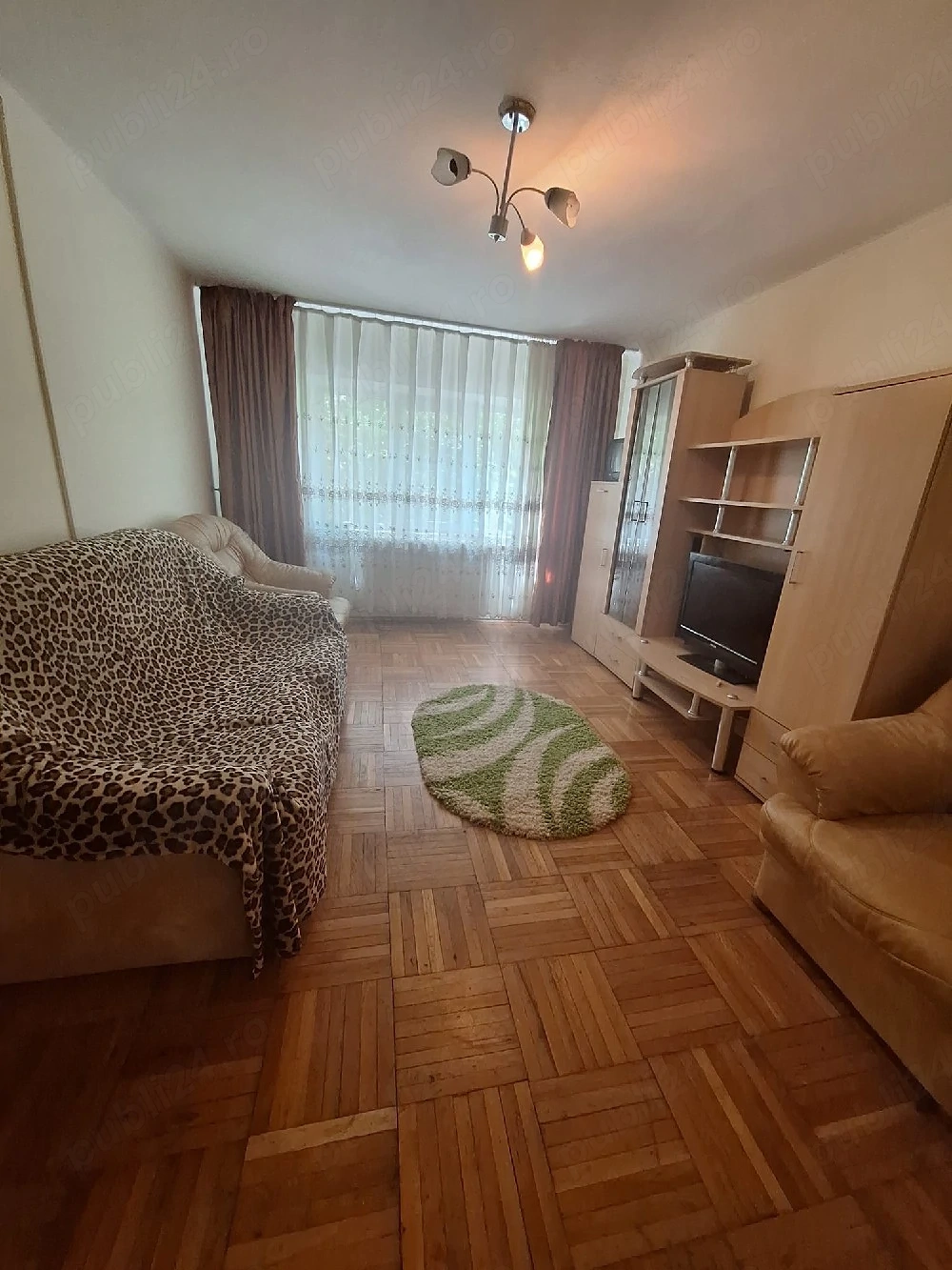 2cam dec.A-uri et1str.traian 70000euro