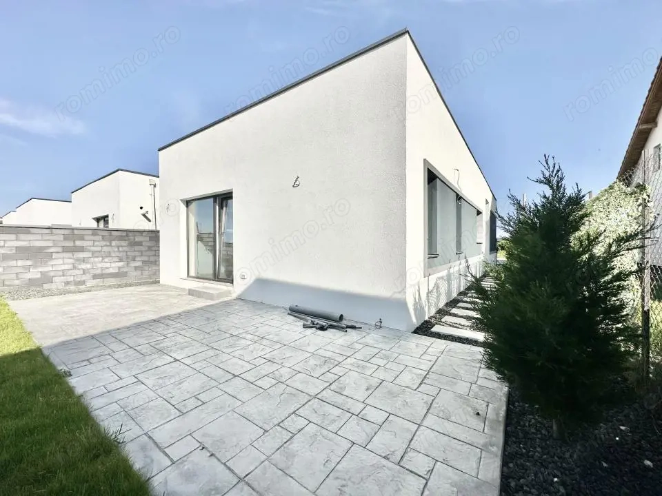 Duplex tip individual - 4 camere | 98 mp | 351 mp teren - Mosnita