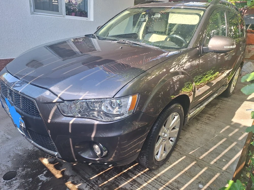 Mitsubishi Outlander 2011, 2.2 diesel, automata.