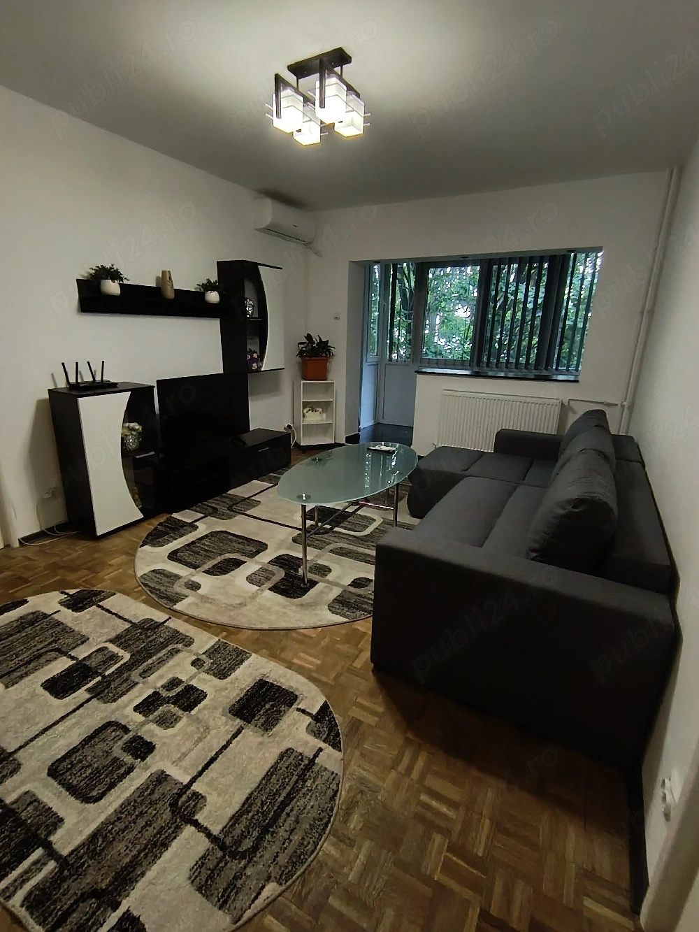 Proprietar inchiriez apartament 2 camere, 50 mp, 5 min metrou Aparătorii Patriei Sector 4 