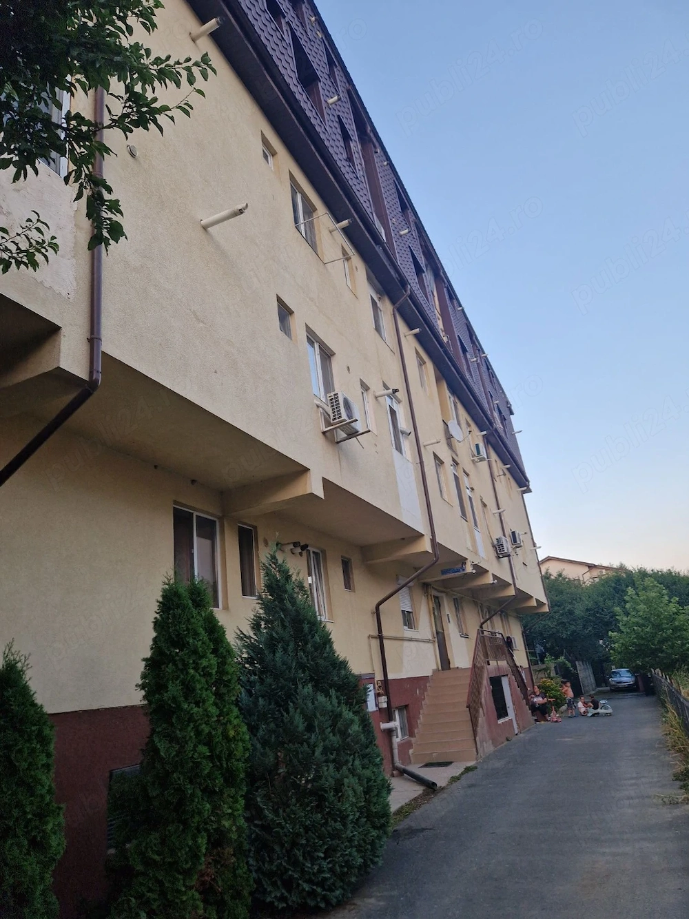 Particular vand garsoniera str Postalionului nr 53 sector 4