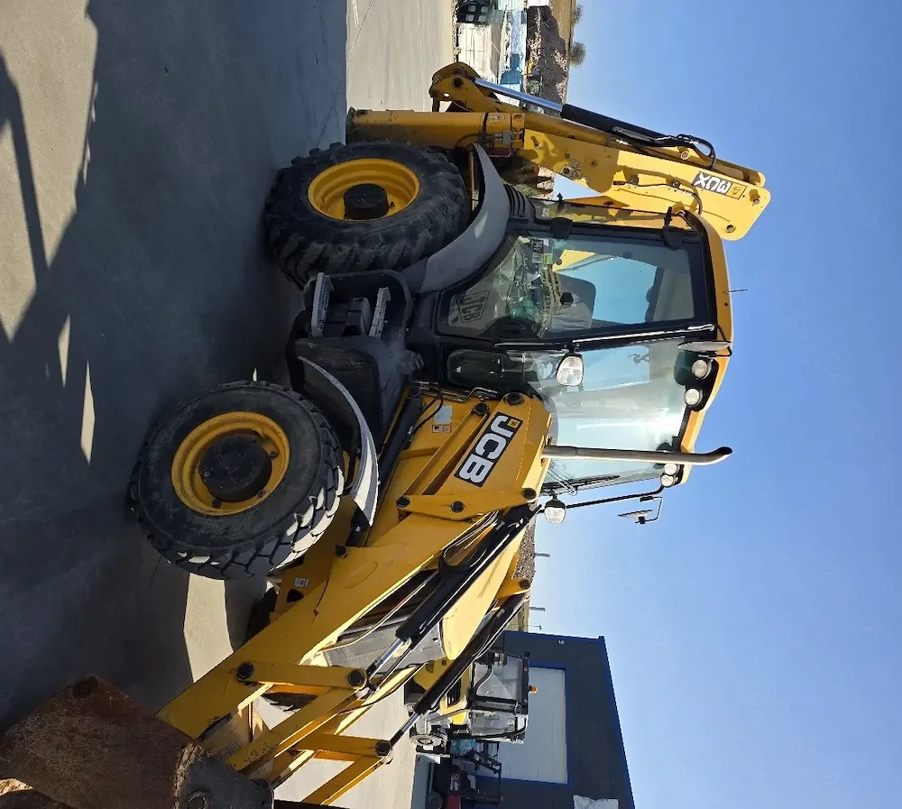 Vand buldoexcavator JCB 3 CX