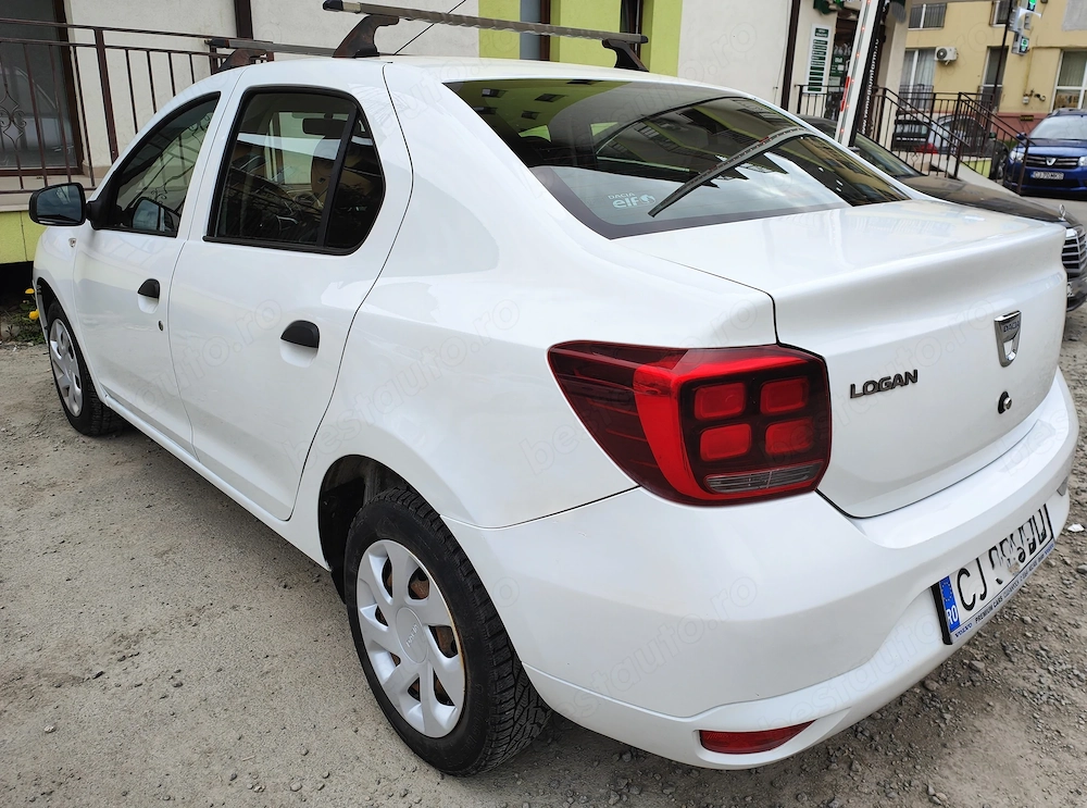Dacia Logan an 2017 ,aer conditionat ,60.000 Km ,motor 999 cmc 75 CP Euro 6, anvelope vara + iarna