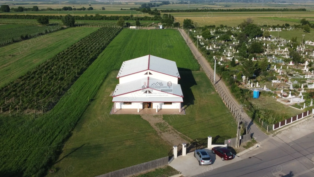 Hala in Paunesti- Vrancea/ la 5 min de E85 si A7 cu punct de preluare Domnesti