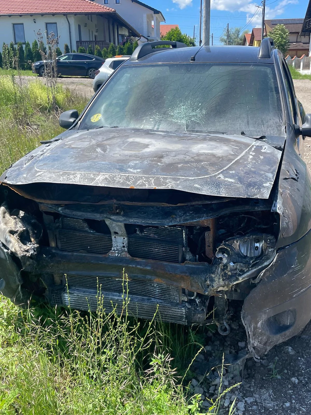 Daster incendiat la motor Fab.2012 -4X4-D