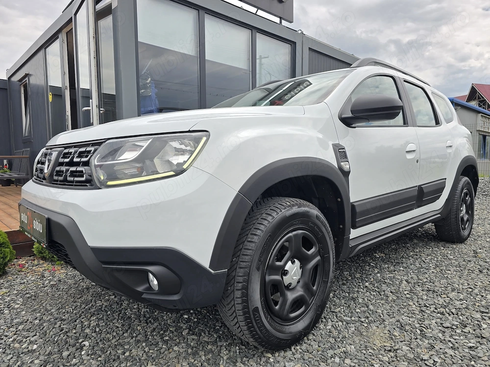 Dacia Duster 1.5 dci 4 x 4, 2021, pret cu TVA, factura fiscala. 