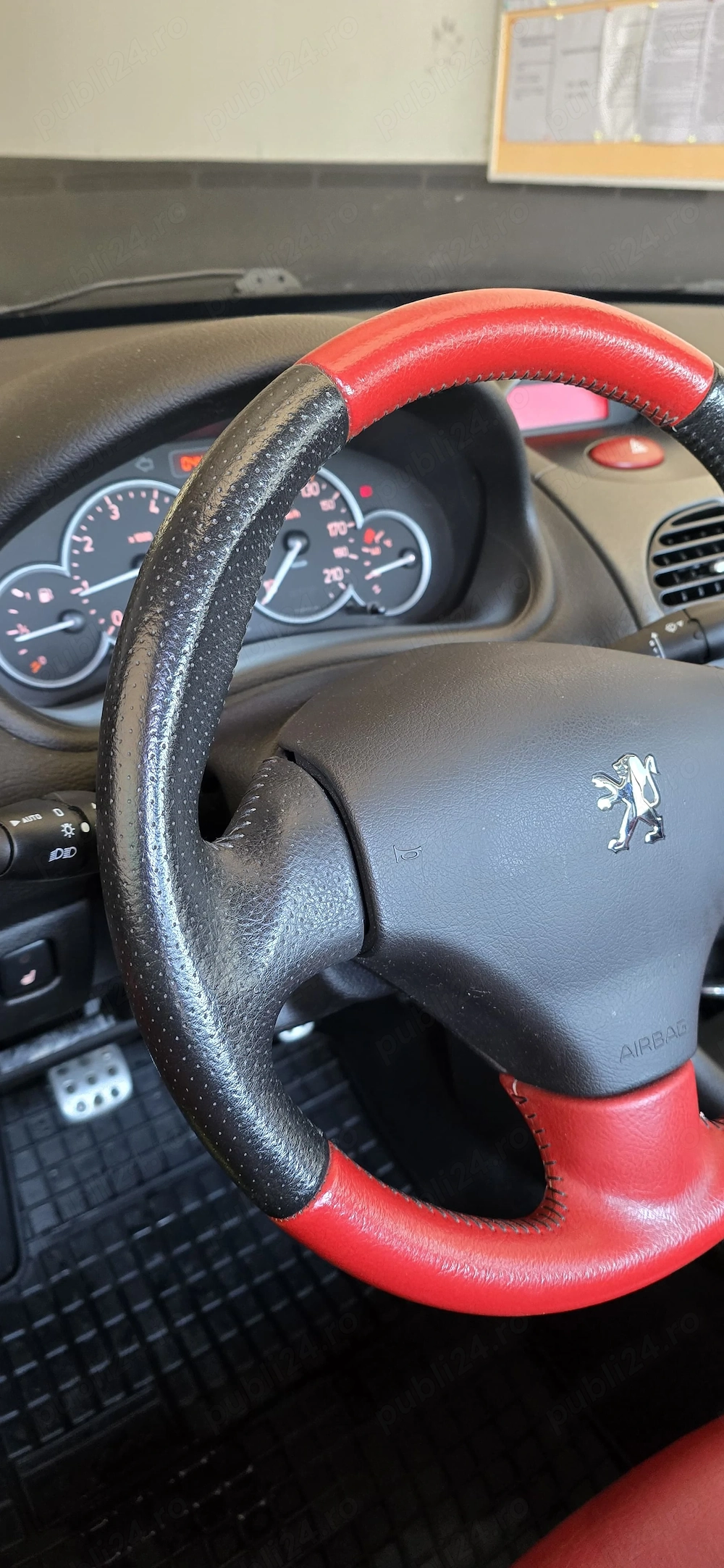 Vând Peugeot 206CC