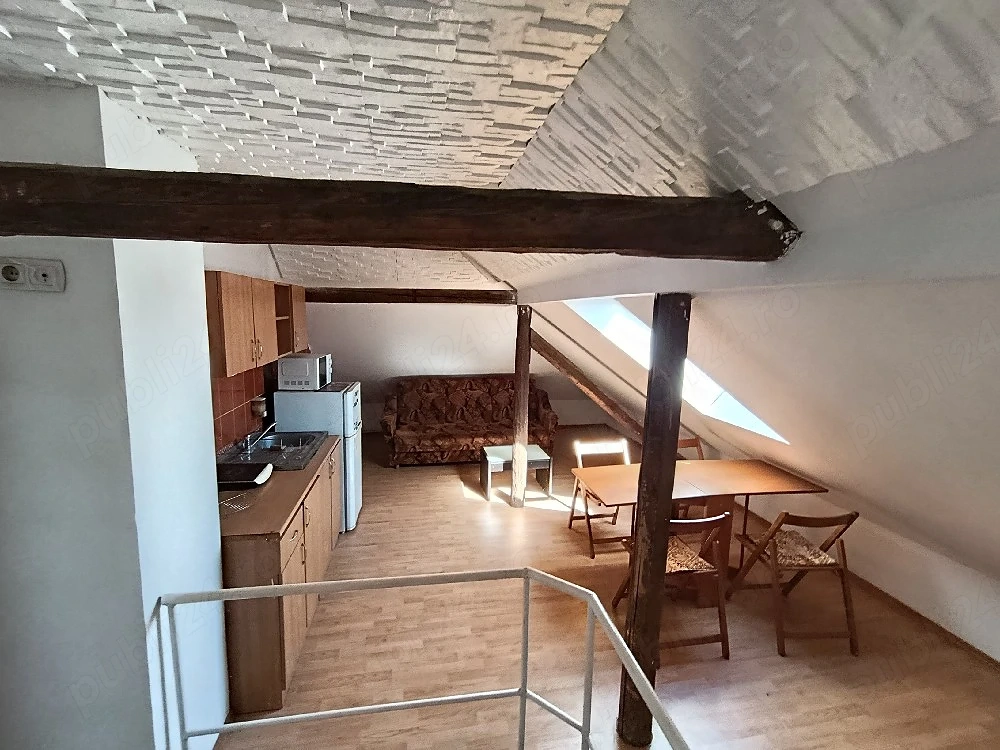 Apartament de închiriat zona Calea Poplăcii 220 EUR 