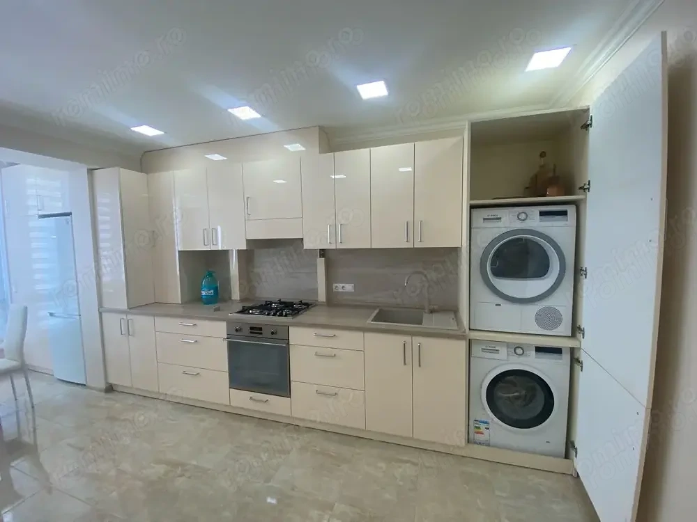 De inchiriat apartament 2 camere in zona Complexul Studentesc