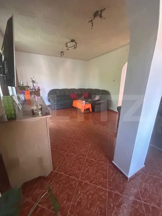 Casa de vanzare, 115.20 mp, zona Ghirodei