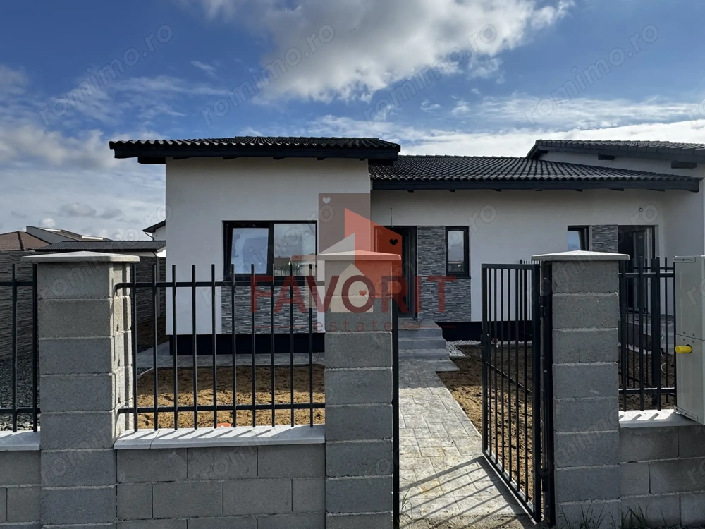 Duplex pe Parter | 2 bai | Teren generos | Toate utilitatile