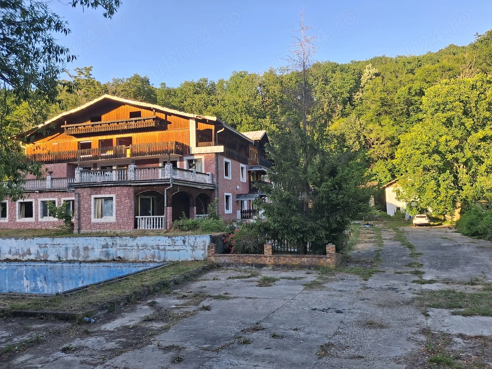 Fost hotel de vanzare sau parteneriat! Langa Dunare