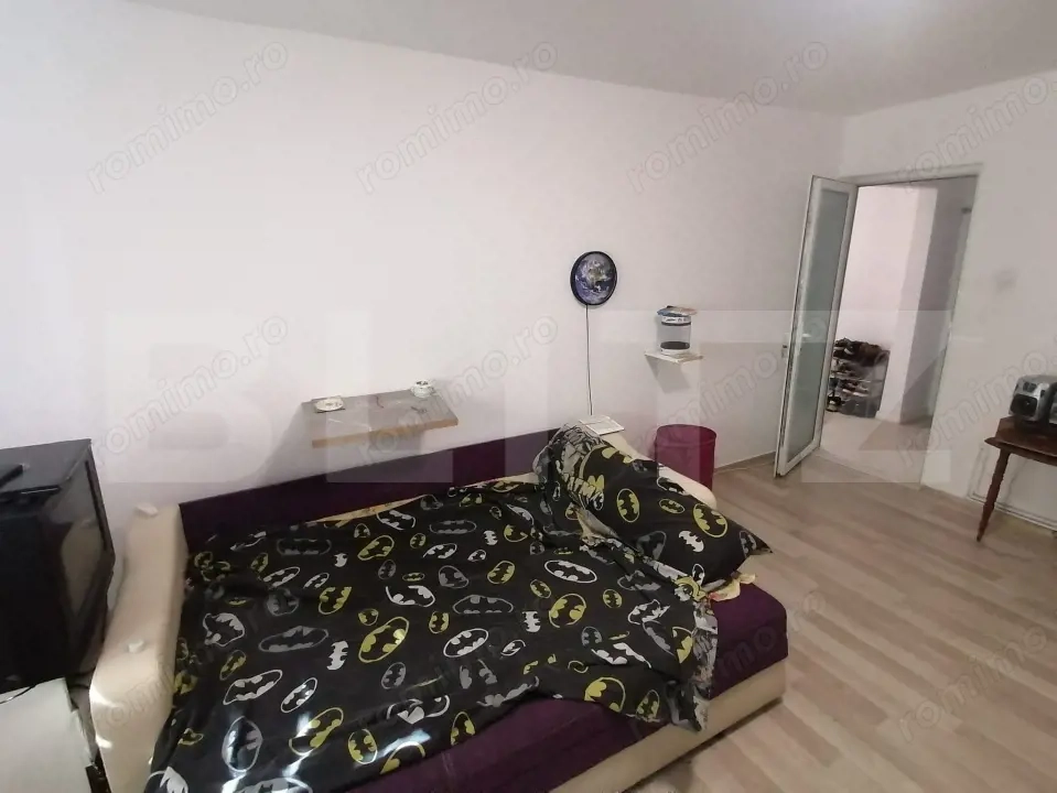 Se inchiriaza doar o camera la apartament cu 2 camere,pet friendly, Intre Lacuri