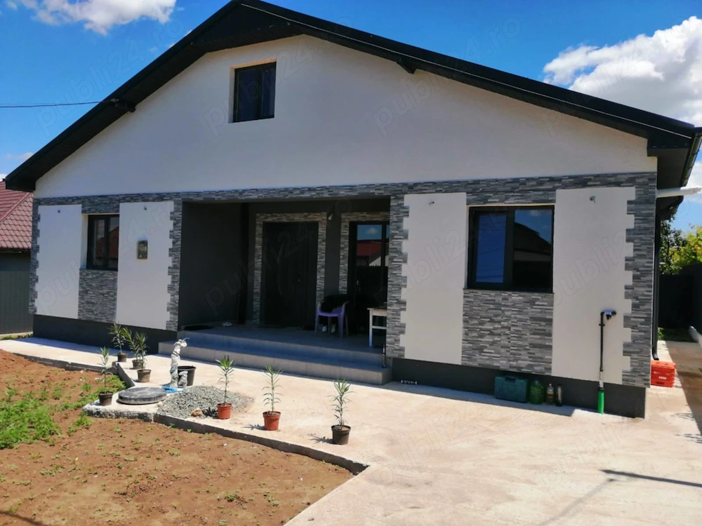 Casa de vanzare Valu lui Traian (zona Penny)