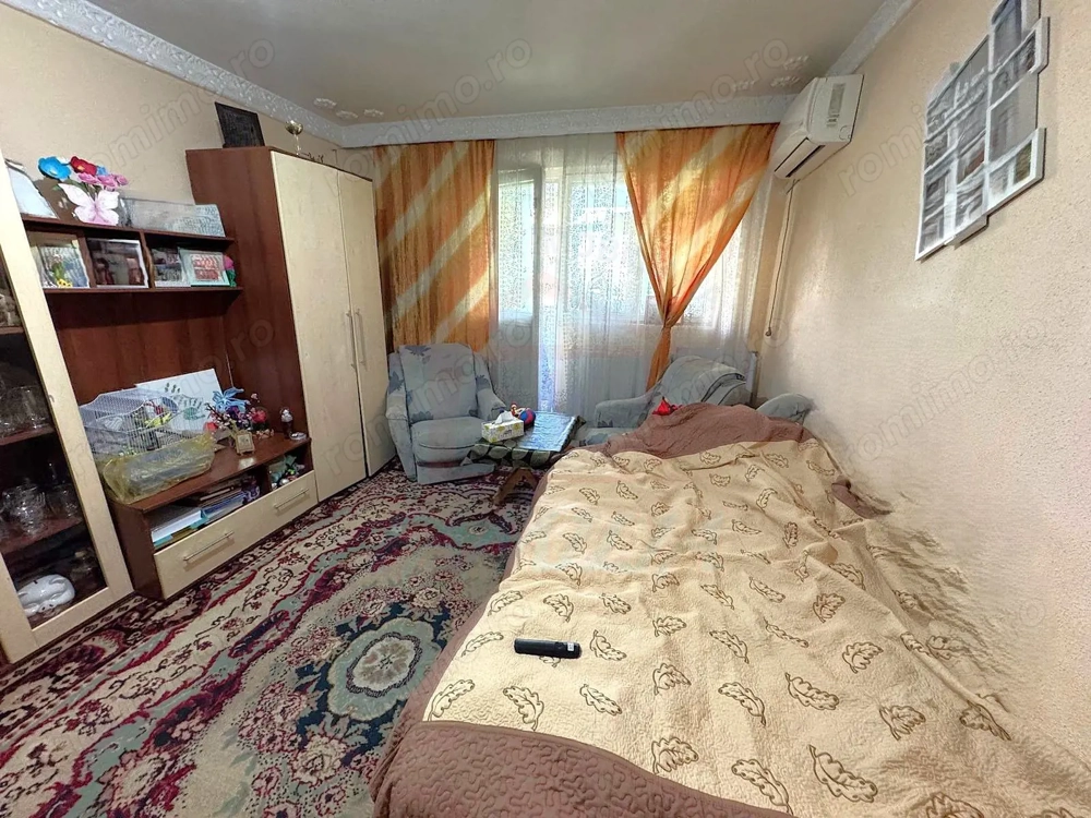 69.900 Euro Ap 2 camere cu 2 balcoane, decomandat, etaj 2, Micro18