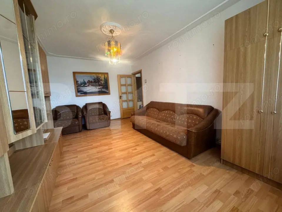Apartament 2 camere, 50 mp, zona Nicolina