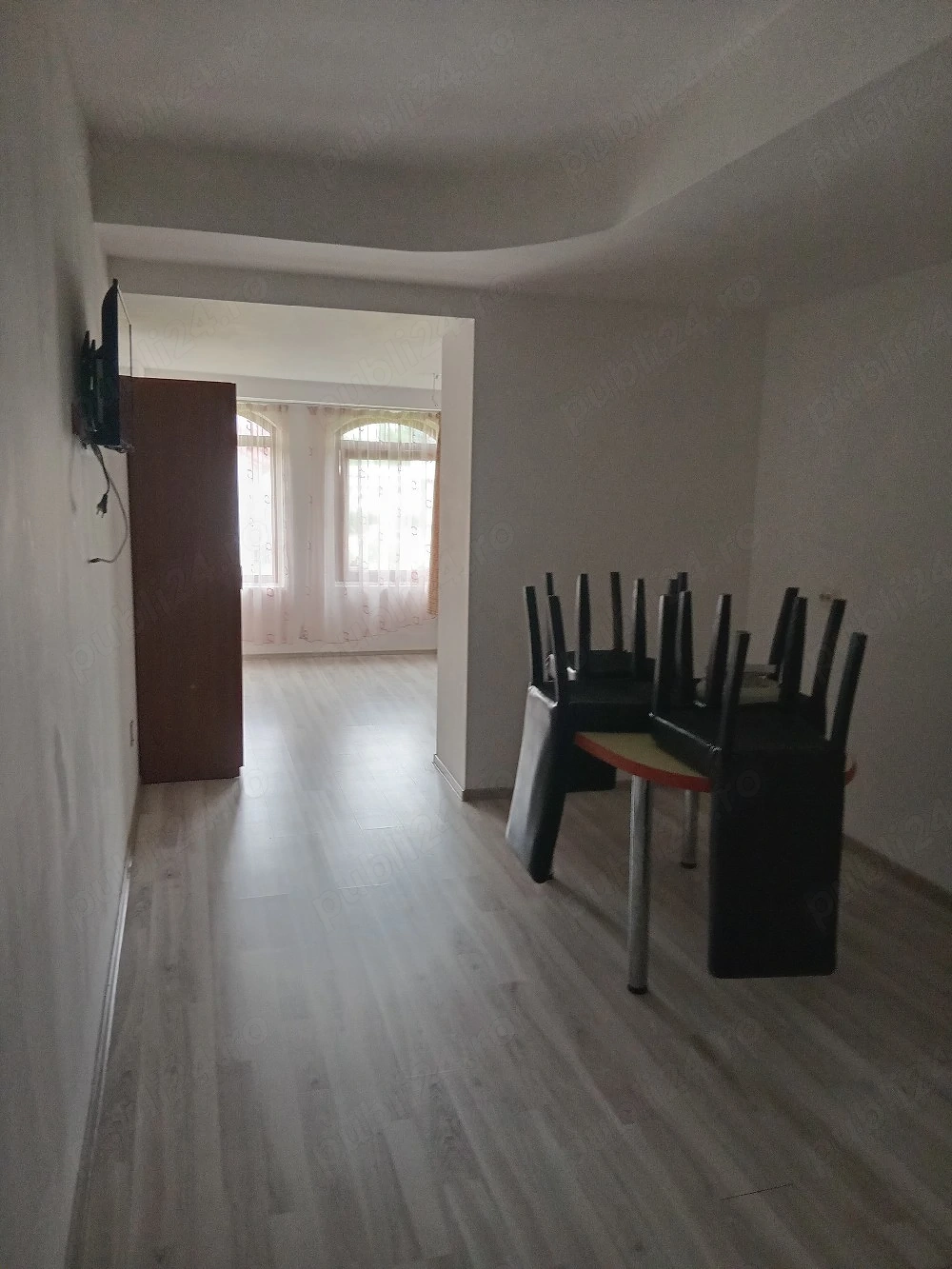 Se dă spre închiriere pe zi!