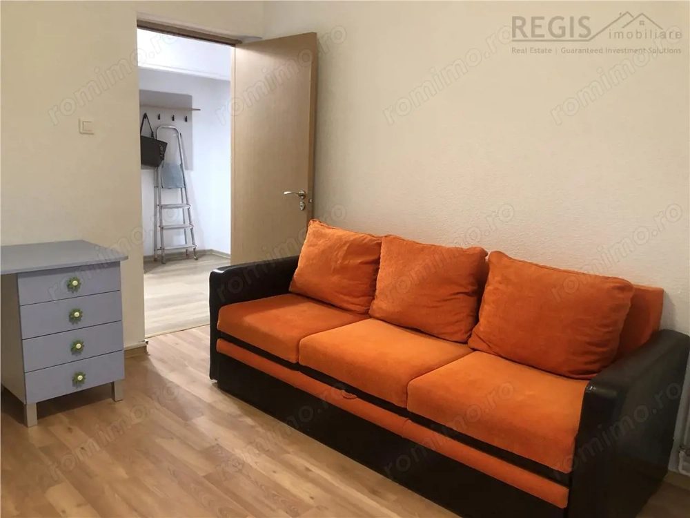 2 Camere Spatios, Luminos, Curat, Decomandat, Parcare, Racadau