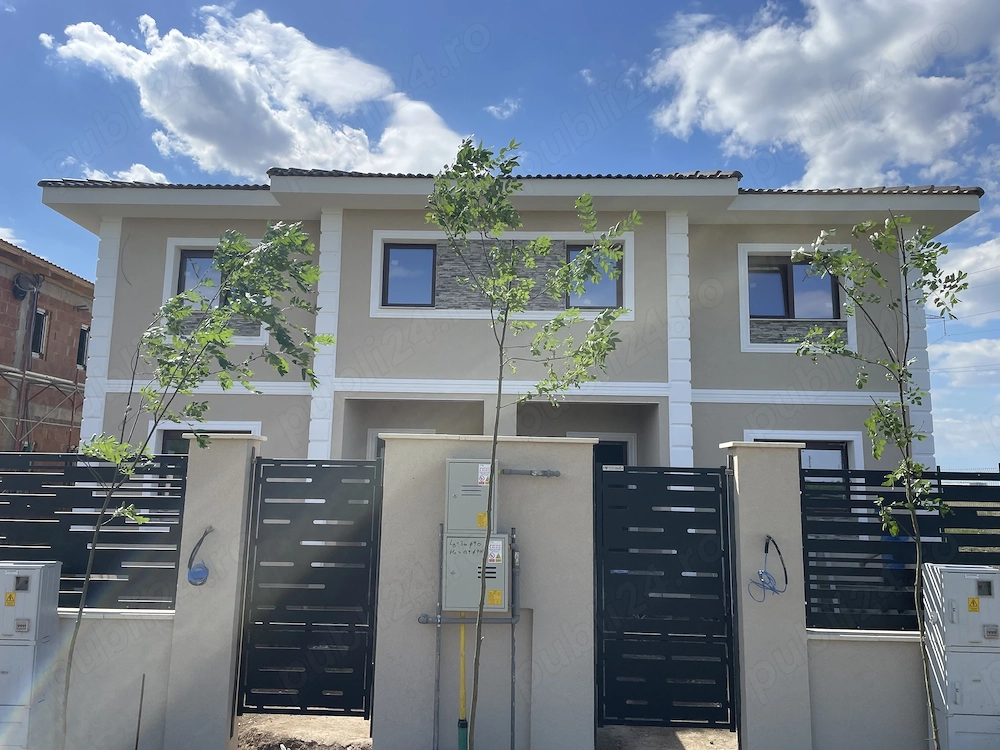 Proprietar, la PADURE, de vanzare duplex mare (253mp construiti si 530mp teren per unitate),