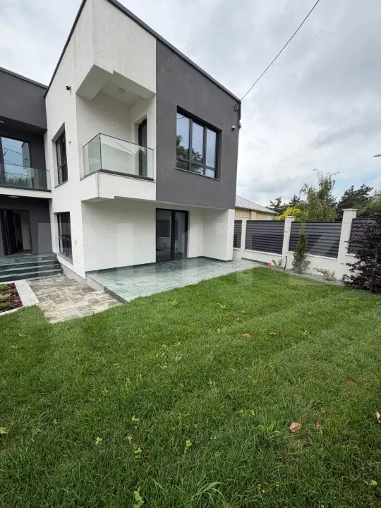 Casa 4 camere, 200 mp, teren 305 mp, zona Piata Chiriac